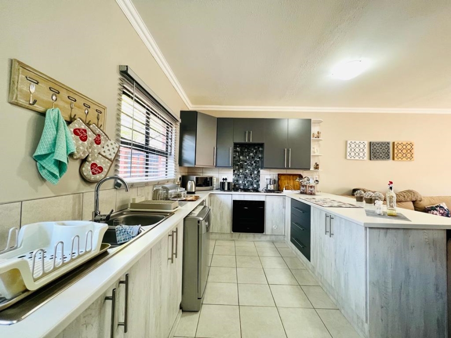 2 Bedroom Property for Sale in Fichardt Park Free State
